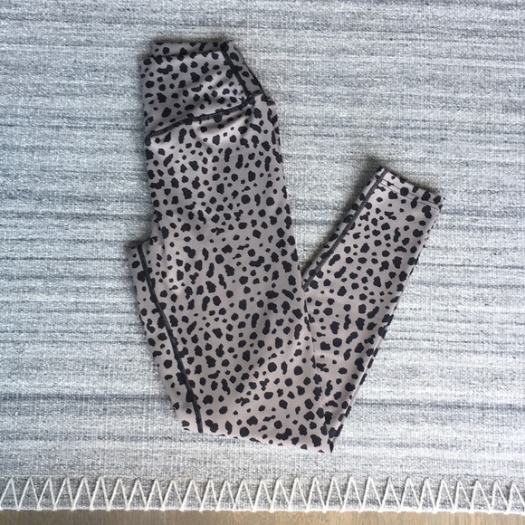 Balance Athletica Pants - Balance Athletica • Snow Leopard Leggings